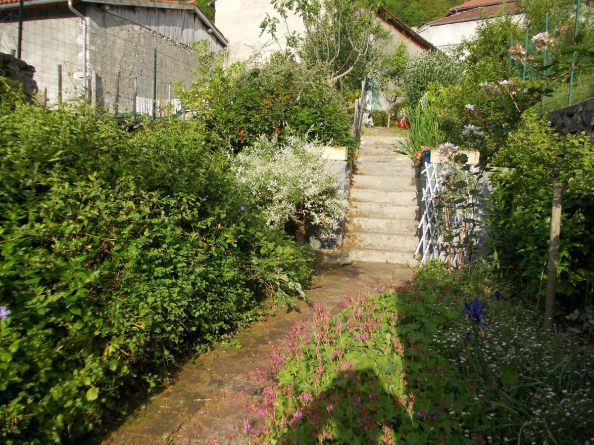 Villa La Bergerie à Sost Extérieur photo